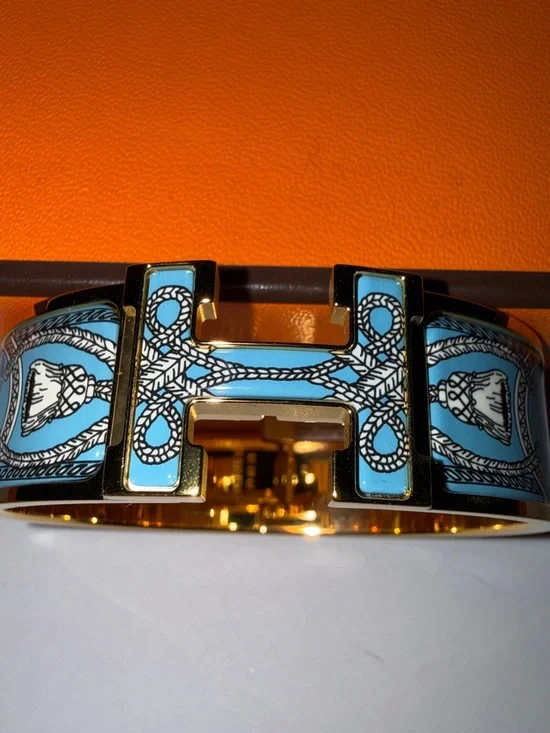 NWT Hermes Wide Clic H Bracelet Grand Apparat yellow gold GM size, box included - Picture 13 of 13